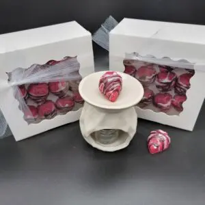 Chocolate-covered strawberries candles